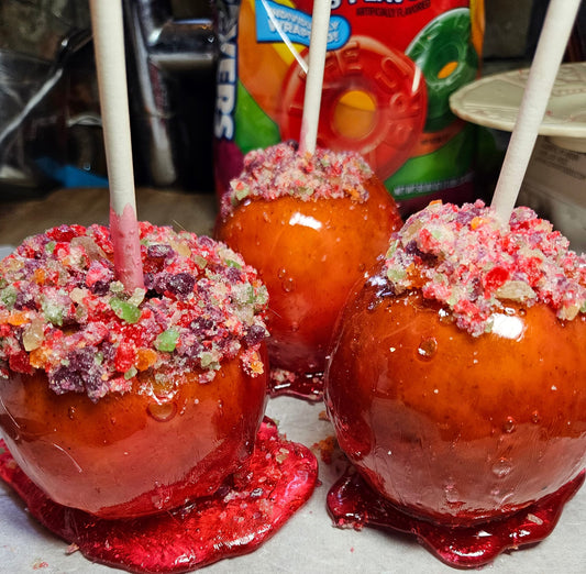 CANDY APPLES WITH LIFESAVER CRUNCH TOPPING